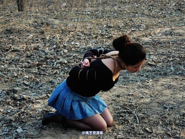 mj影视 - 2013-3-4陈沫踏青 黑丝美女最终的不归路 第 440 张图片