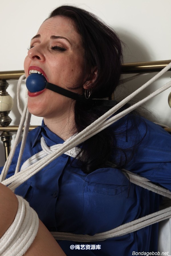 bondagebob - Caroline Pierce Grabbed at home 第 148 张图片