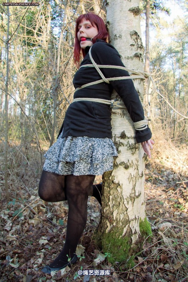 limitedaudience - 2012 scarlett stuck in the woods 2 第 25 张图片