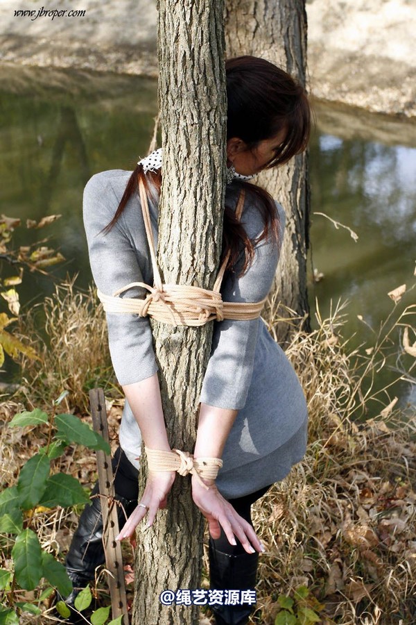jbroper - Christina Carter 2011-3 第 13 张图片