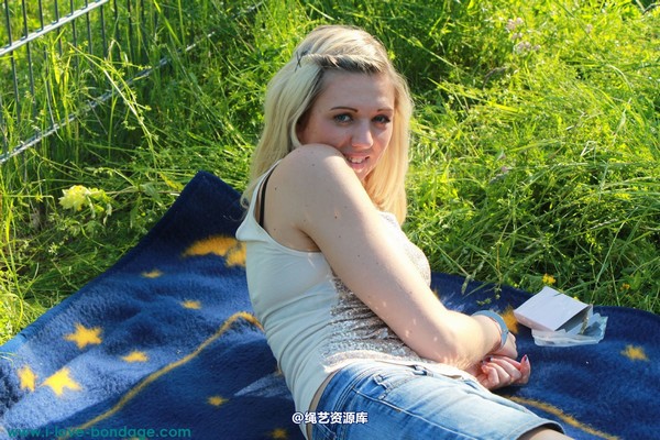 girlsinsteel - Cuffed dream girl 第 21 张图片