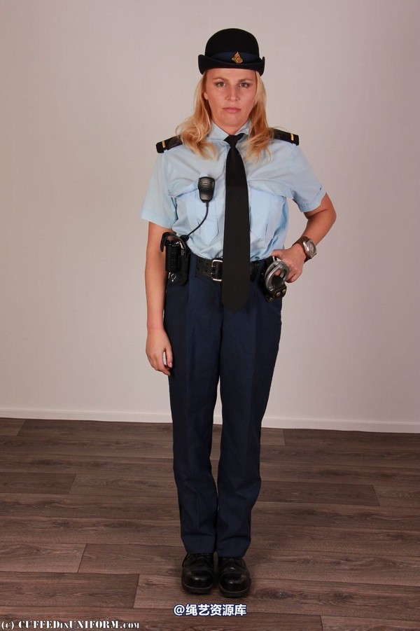 cuffedinuniform - ciu250 第 1 张图片
