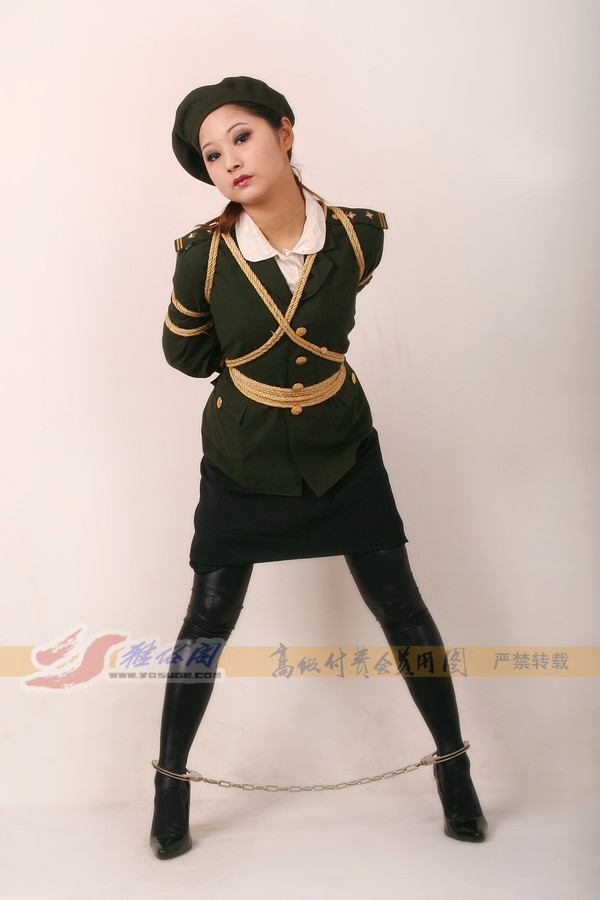 雅俗阁 - 20060422雅思警服(2) 第 128 张图片