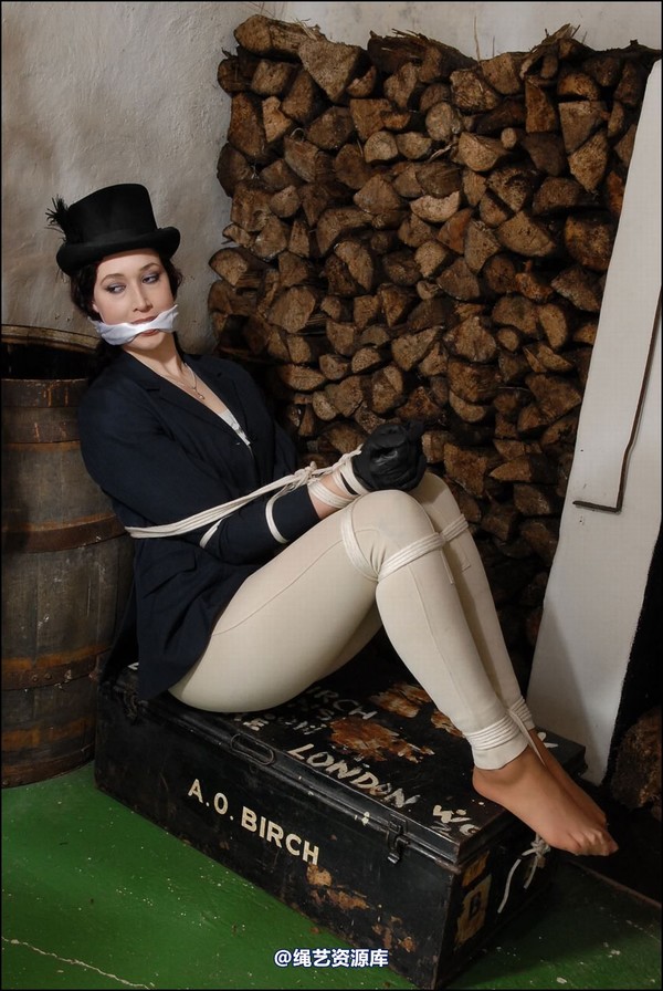 simplytied - That hat and gloves 第 20 张图片
