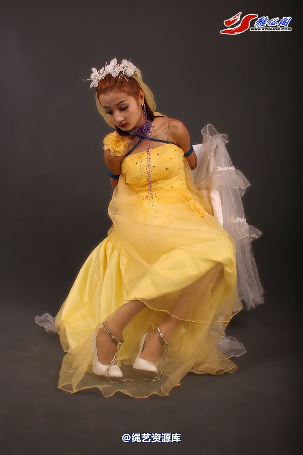 雅俗阁 - 20060402雪儿黄色婚纱 第 67 张图片
