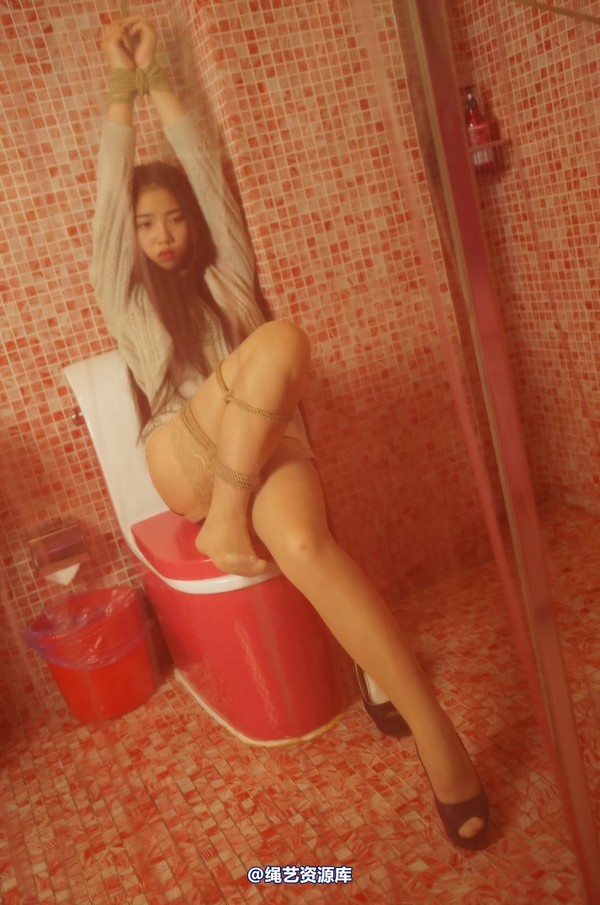 dk13美束馆 - 11.15-娃娃灰毛衣A-190P 第 175 张图片