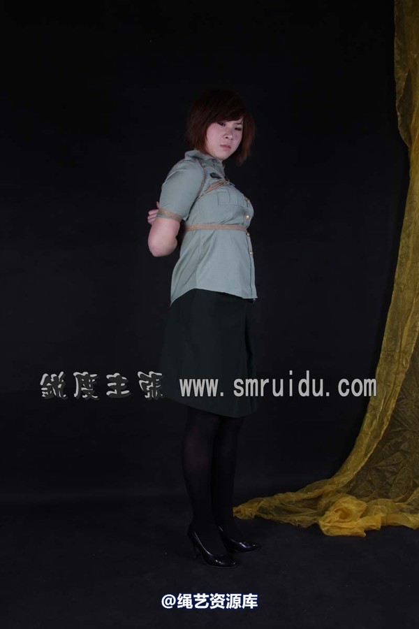 锐度主张 - 瑶瑶军服捆绑 第 39 张图片