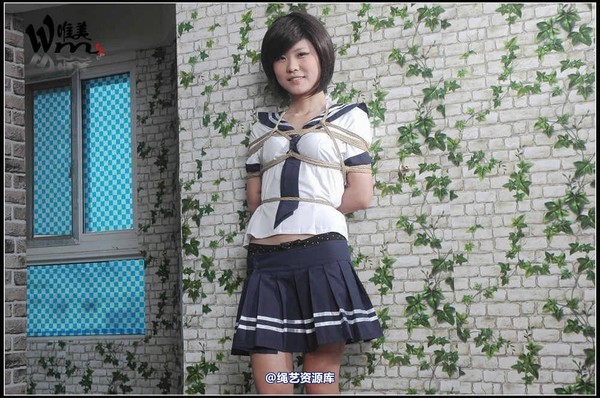 唯美之家 - 甜甜学生装2010-5-25 第 7 张图片