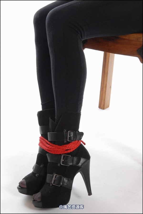 simplytied - Legging and cool shoes 第 22 张图片