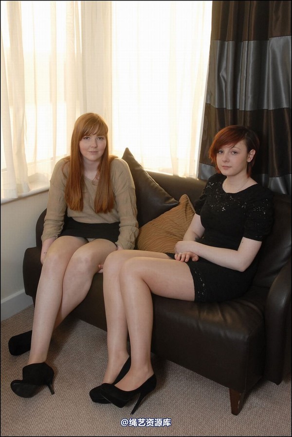 simplytied - Two in a hotel room 第 1 张图片