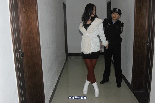 mj影视 - 安娜抓捕2013-04-13 第 24 张图片