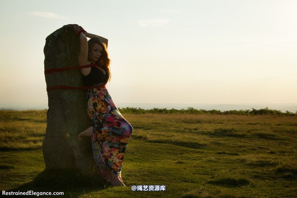 restrainedelegance - Bringing Back The Summer 第 49 张图片