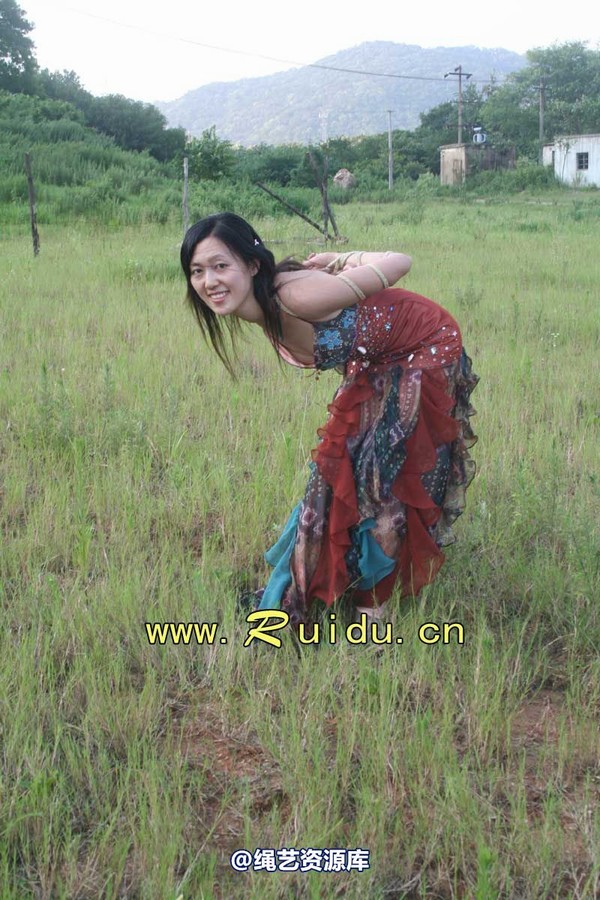 锐度主张 - 20070818第29期 宝宝草地漫舞图片 第 187 张图片