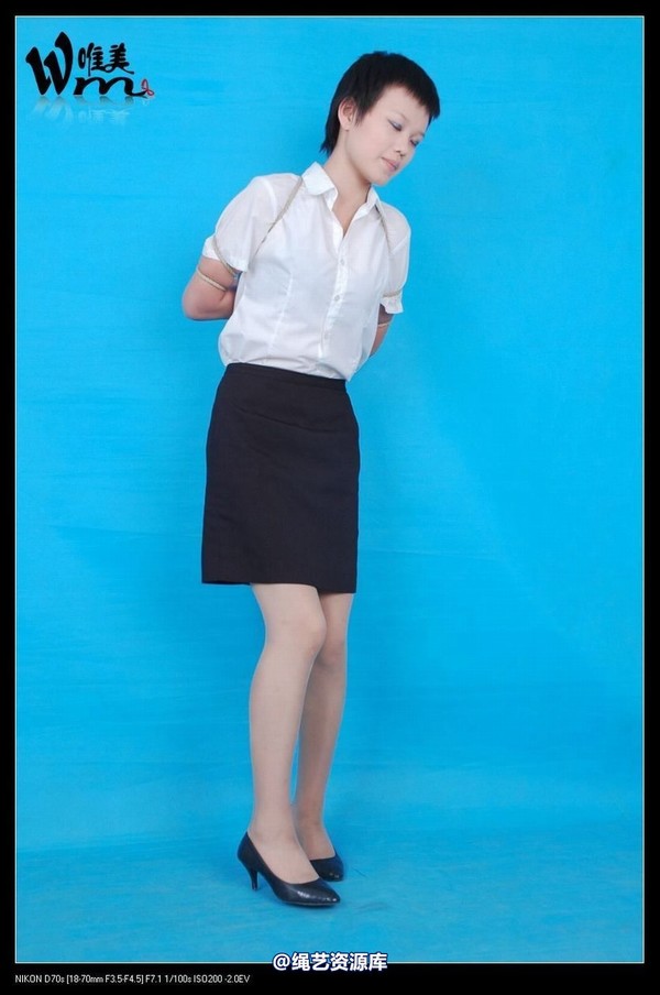唯美之家 - 09-8-4嫣蓉制服 第 21 张图片
