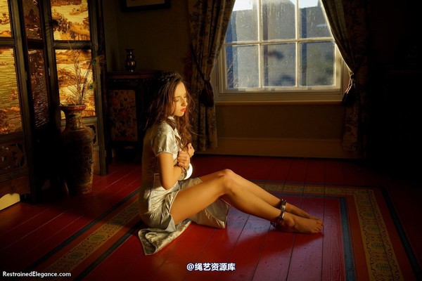 restrainedelegance - Everything You See Is For Sale 第 27 张图片