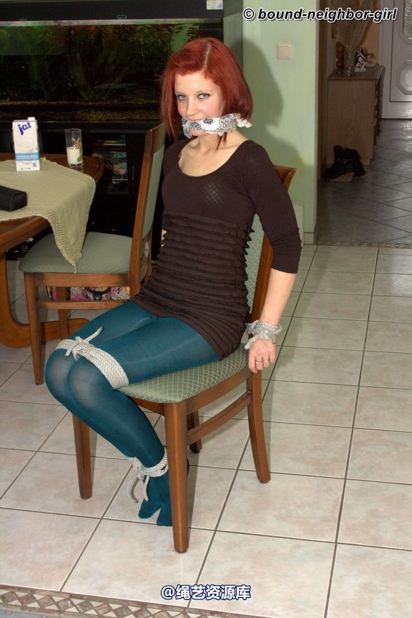 bound-neighbor-girl - Melina - Tied at home 2 第 17 张图片