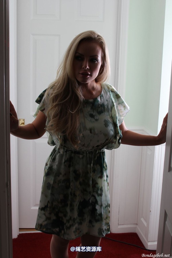 bondagebob - Hannah Claydon The Fan Pt 1 第 15 张图片
