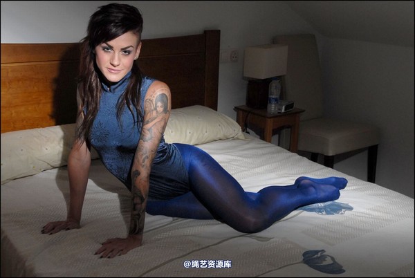 simplytied - Shiny blue in Spain 第 2 张图片