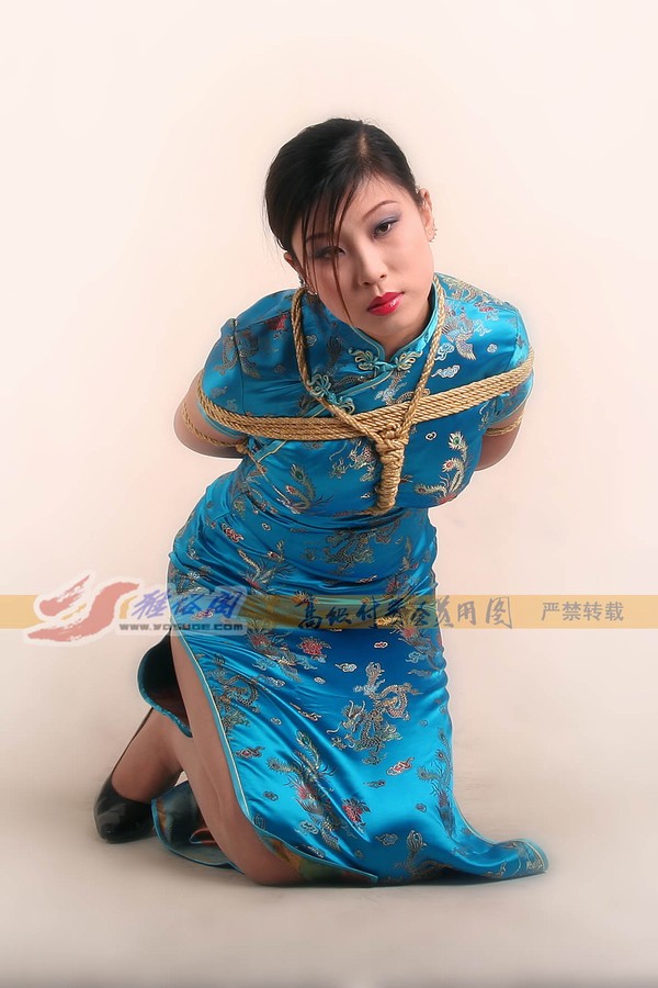雅俗阁 - 20060405雅柔蓝色旗袍 第 49 张图片