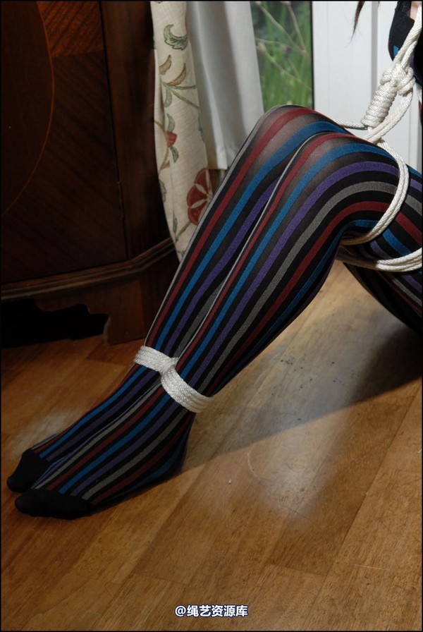 simplytied - Jinx in coloured strips 第 29 张图片