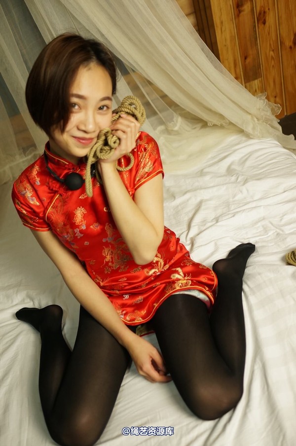 dk13美束馆 - 11.14-小仙儿红旗袍-120P 第 78 张图片