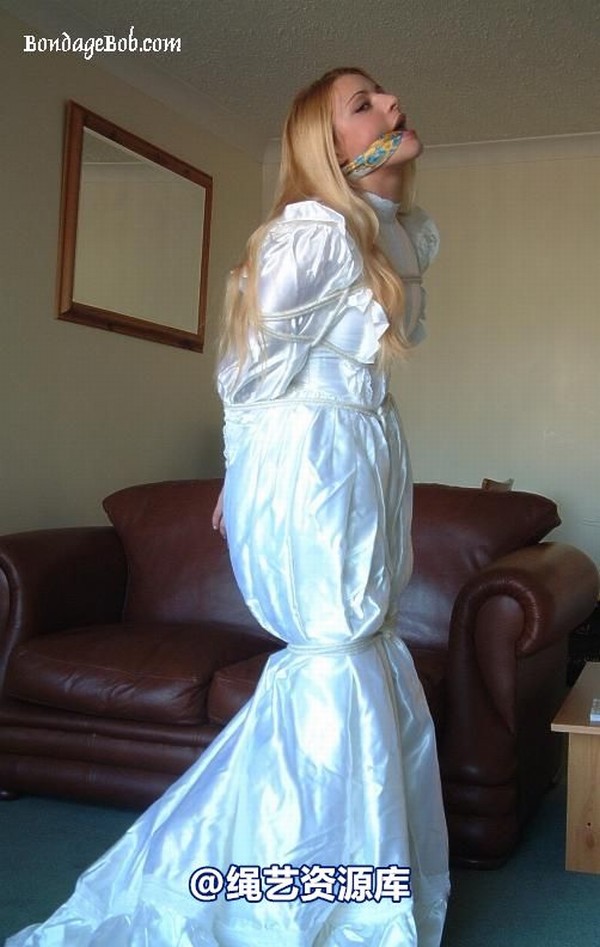 bondagebob - Linda Murray The wedding day 1 第 6 张图片