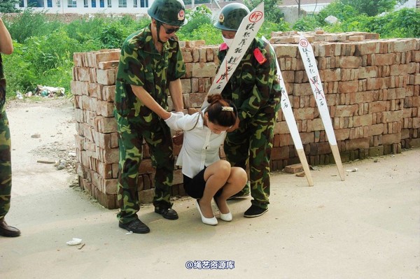 mj影视 - 血的代价刑前押送2013-08-26 第 185 张图片