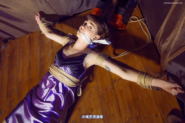 limitedaudience - 2014 fay on a cross 2 第 14 张图片