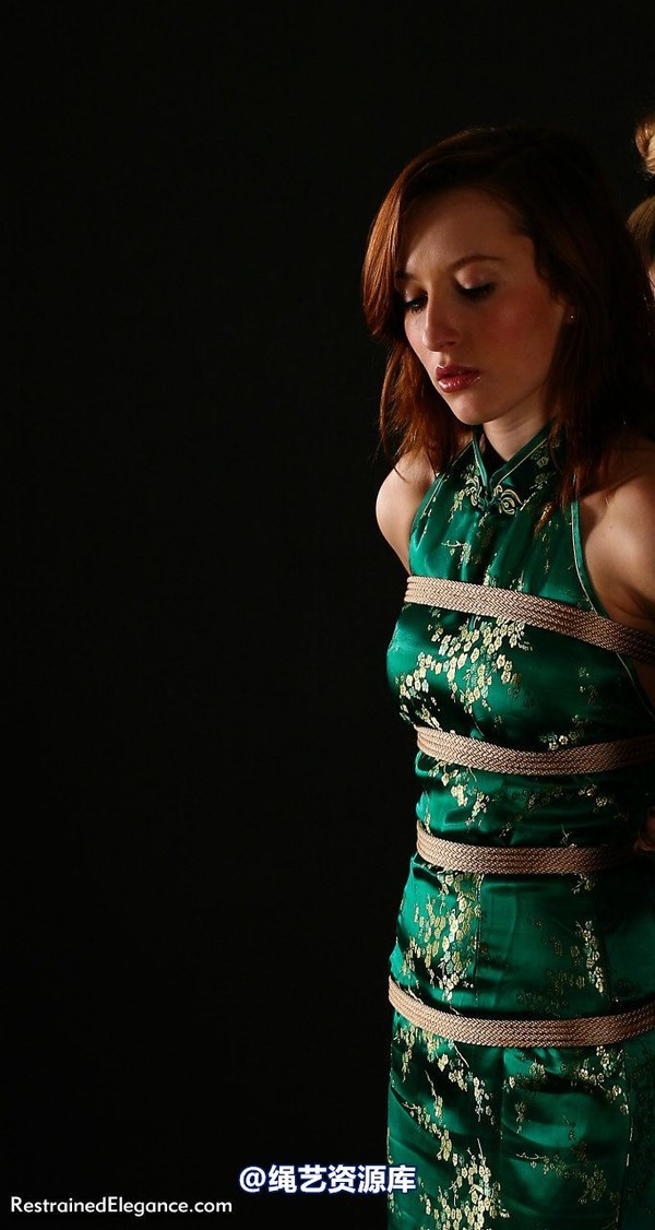 restrainedelegance - Green And Gold Part One 第 3 张图片