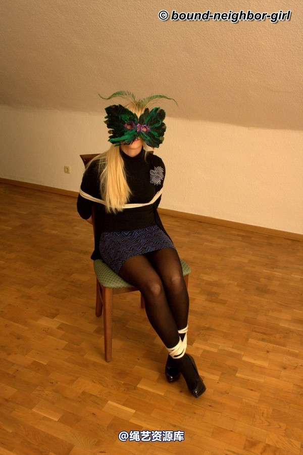 bound-neighbor-girl - Mystery Guest - Office Games 第 33 张图片