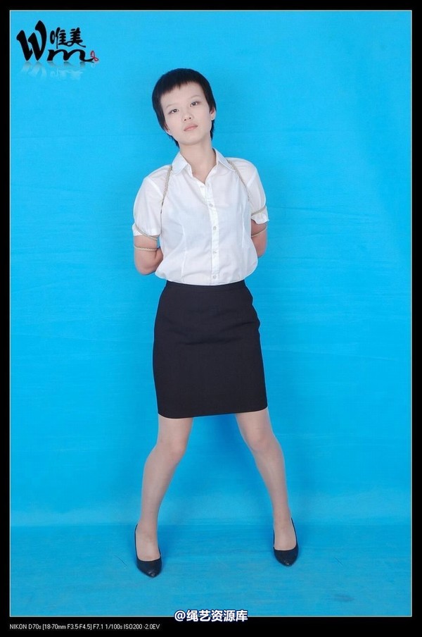 唯美之家 - 09-8-4嫣蓉制服 第 32 张图片
