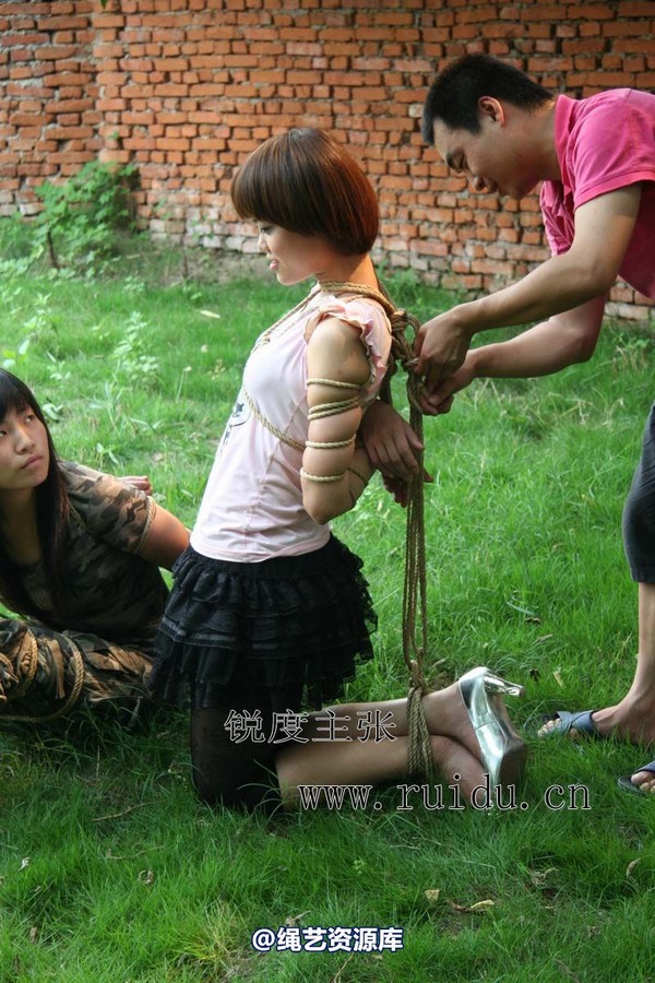 锐度主张 - 2009年第32期捆绑图（2009.7.17）模特：心心 小爱 第 40 张图片