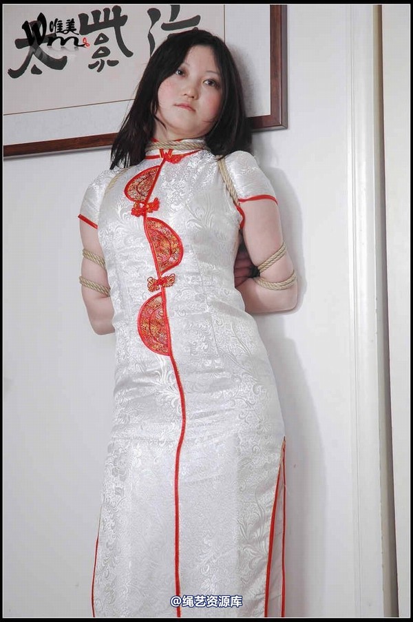 唯美之家 - 新模（小雨）旗袍五花2010-3-19 第 9 张图片