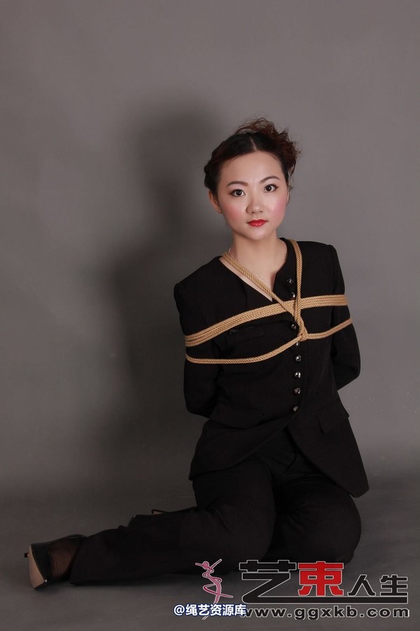 艺束人生 - 015-小蝶职业装礼服KB 第 42 张图片