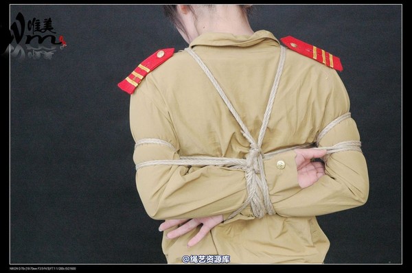 唯美之家 - 2008-08-06水柔军装 第 67 张图片