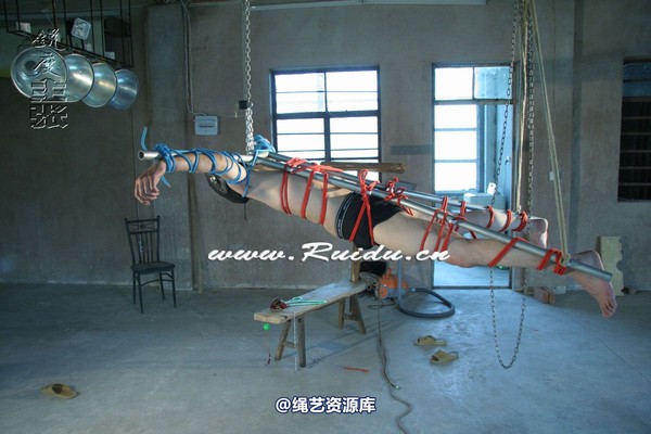 锐度主张 - 女王与她的臣子 第 154 张图片