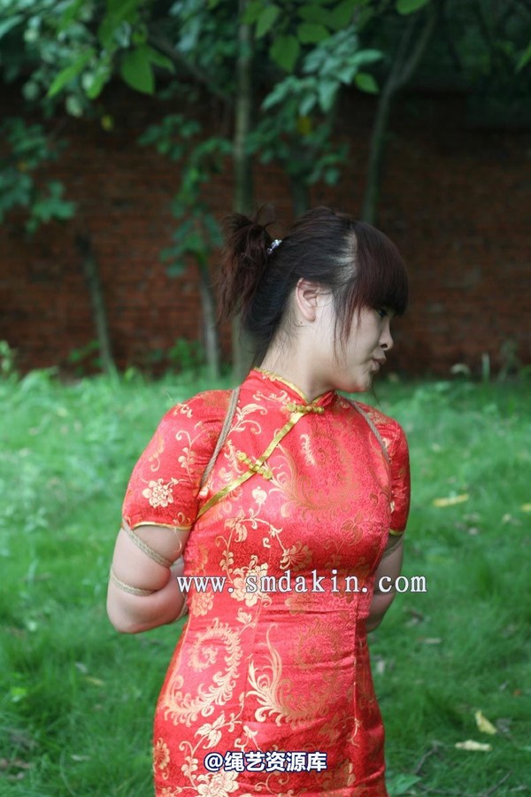 锐度主张 - 红旗袍模特：姗姗 第 30 张图片