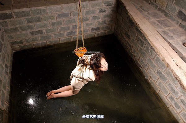 丽柜美束 - 2006-04-19 第 30 张图片