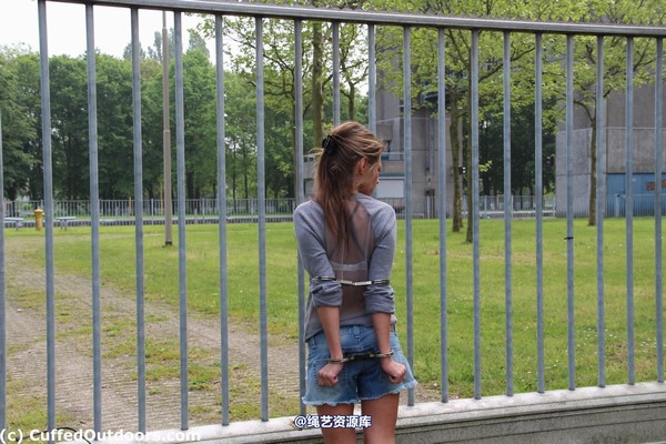 cuffedoutdoors - cod438 第 4 张图片