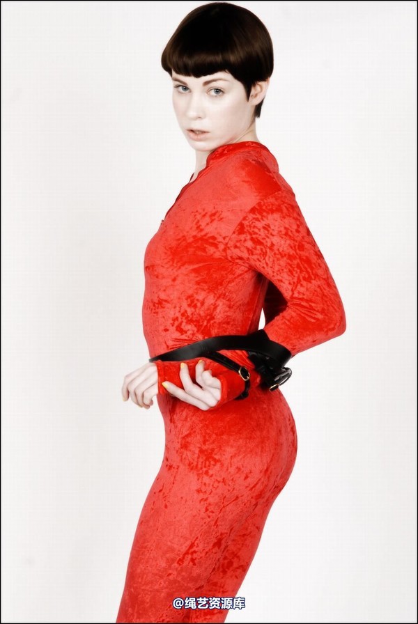 simplytied - Fawnya Red catsuit part 2 第 19 张图片