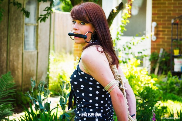 limitedaudience - 2013 luisa teetering on the edge 2 第 13 张图片