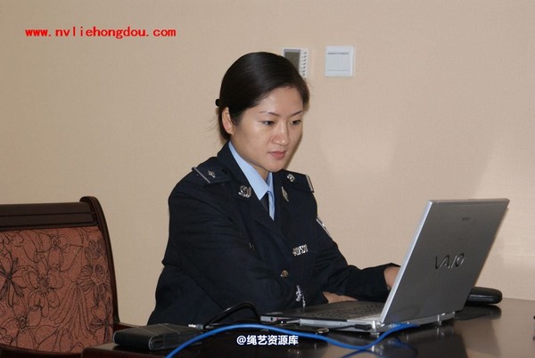 红豆的天空 - 09红豆警服试装 第 18 张图片