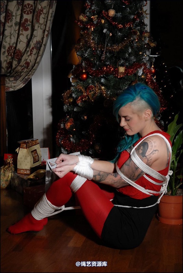 simplytied - Carla Christmas 第 13 张图片