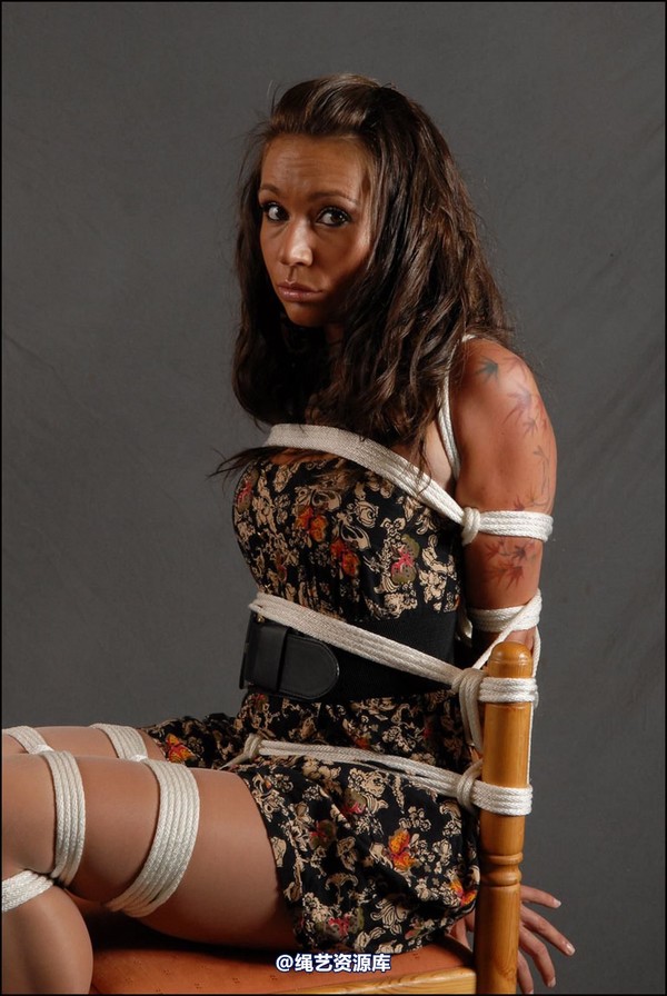 simplytied - Tight chair tie in seams 第 30 张图片