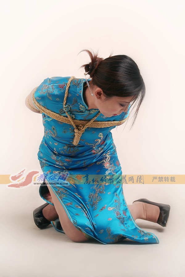 雅俗阁 - 20060405雅柔蓝色旗袍 第 52 张图片