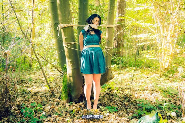 limitedaudience - 2015 stacey von in the forest 2 第 13 张图片