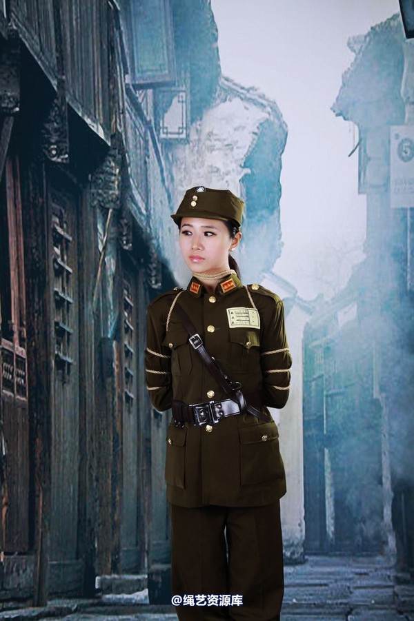 神艺缘 - 235-美式女制服 第 1 张图片