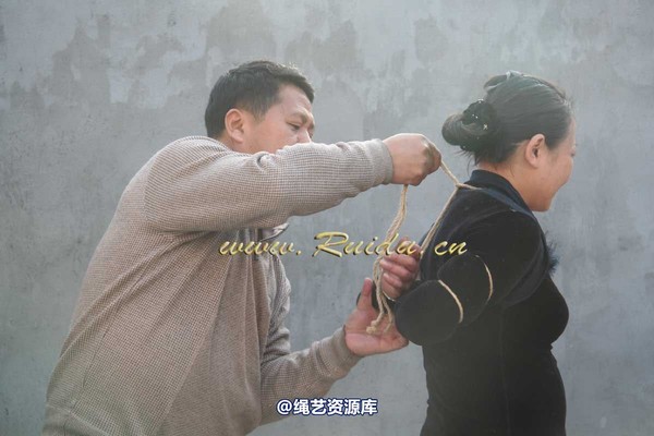 锐度主张 - 2009年第03期捆绑图（2009.1.12）模特：海豚 第 23 张图片