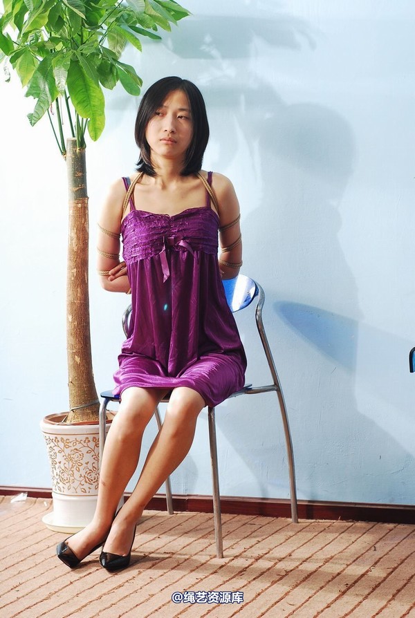 唯美之家 - 白雪试服装6 第 6 张图片