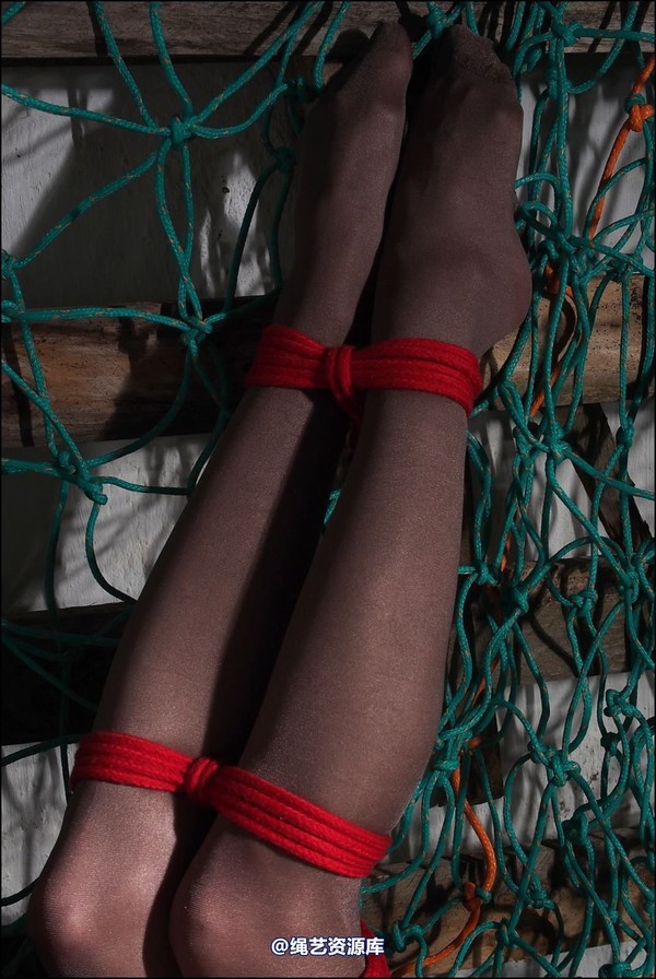 simplytied - Fawnya jumper and tights 第 41 张图片